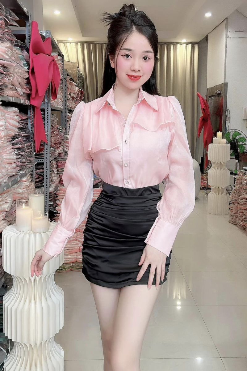 Ảnh tiktoker Thương Lê sexy 12