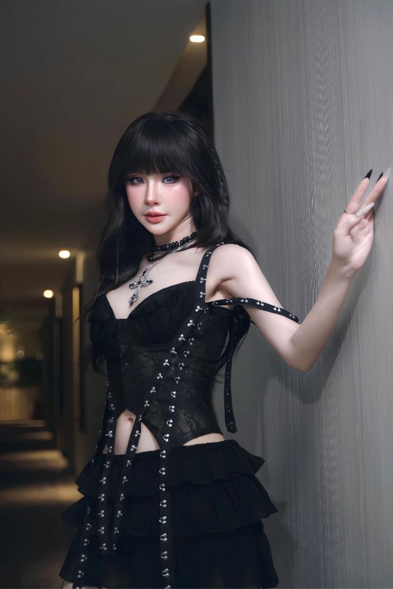 Ảnh tiktoker Yến Tatoo sexy 3