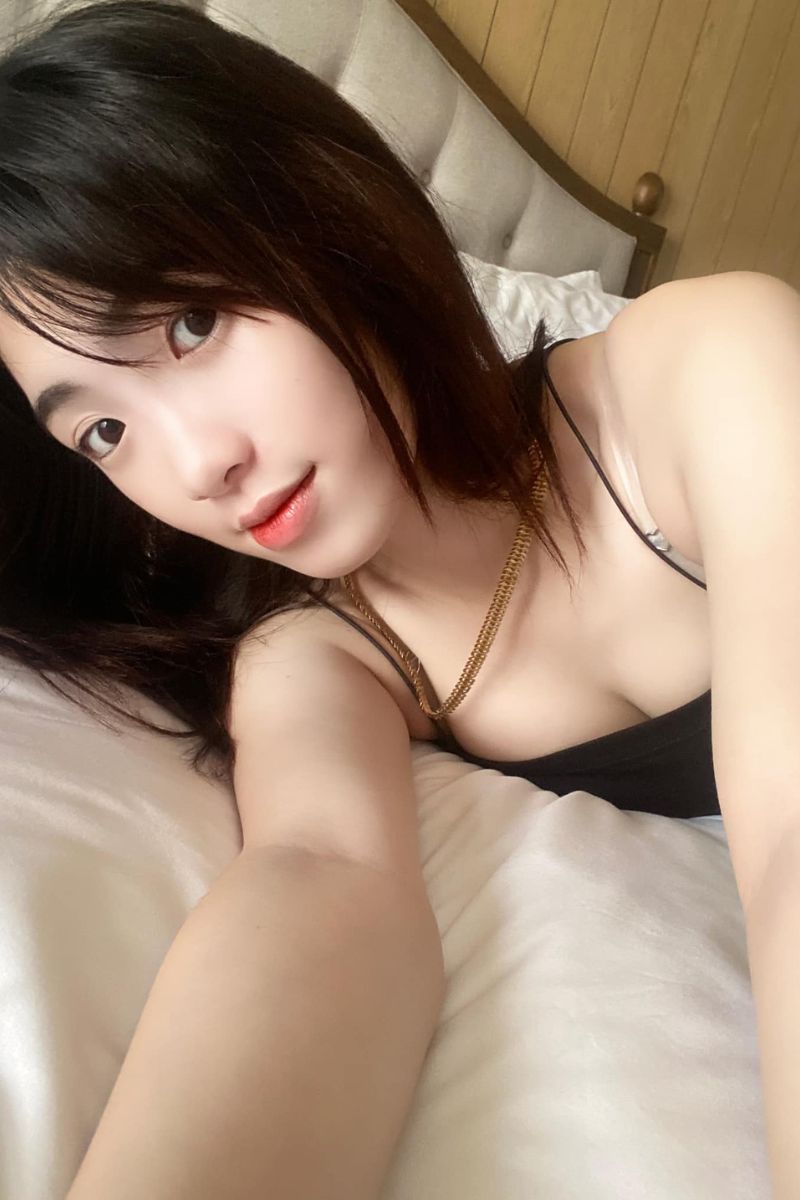 Ảnh Trân Becky Nguyễn 69 sexy 3