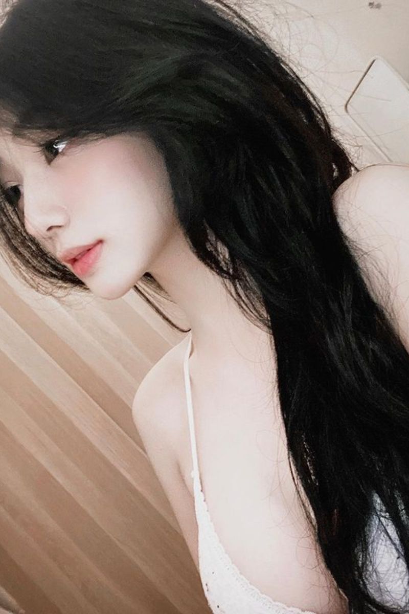 Ảnh Trần Hà Linh sexy 30