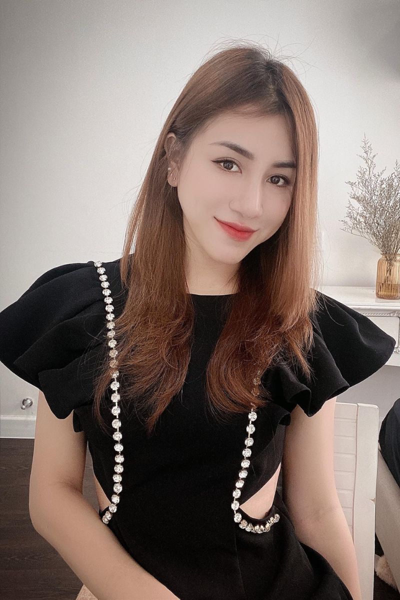 Ảnh Võ Ý Nguyện xinh đẹp 14