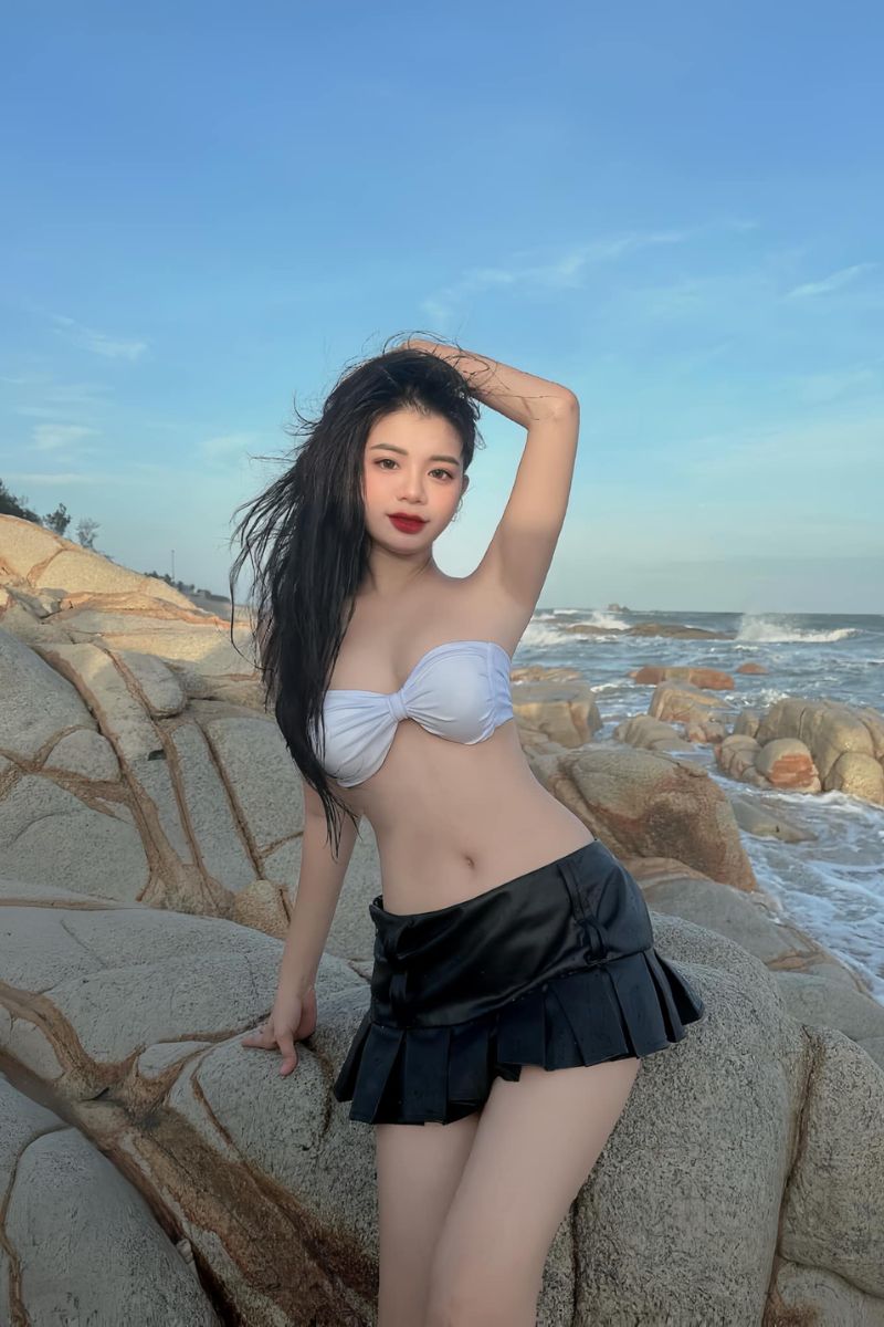 Ảnh Bích Ngọc sexy 15