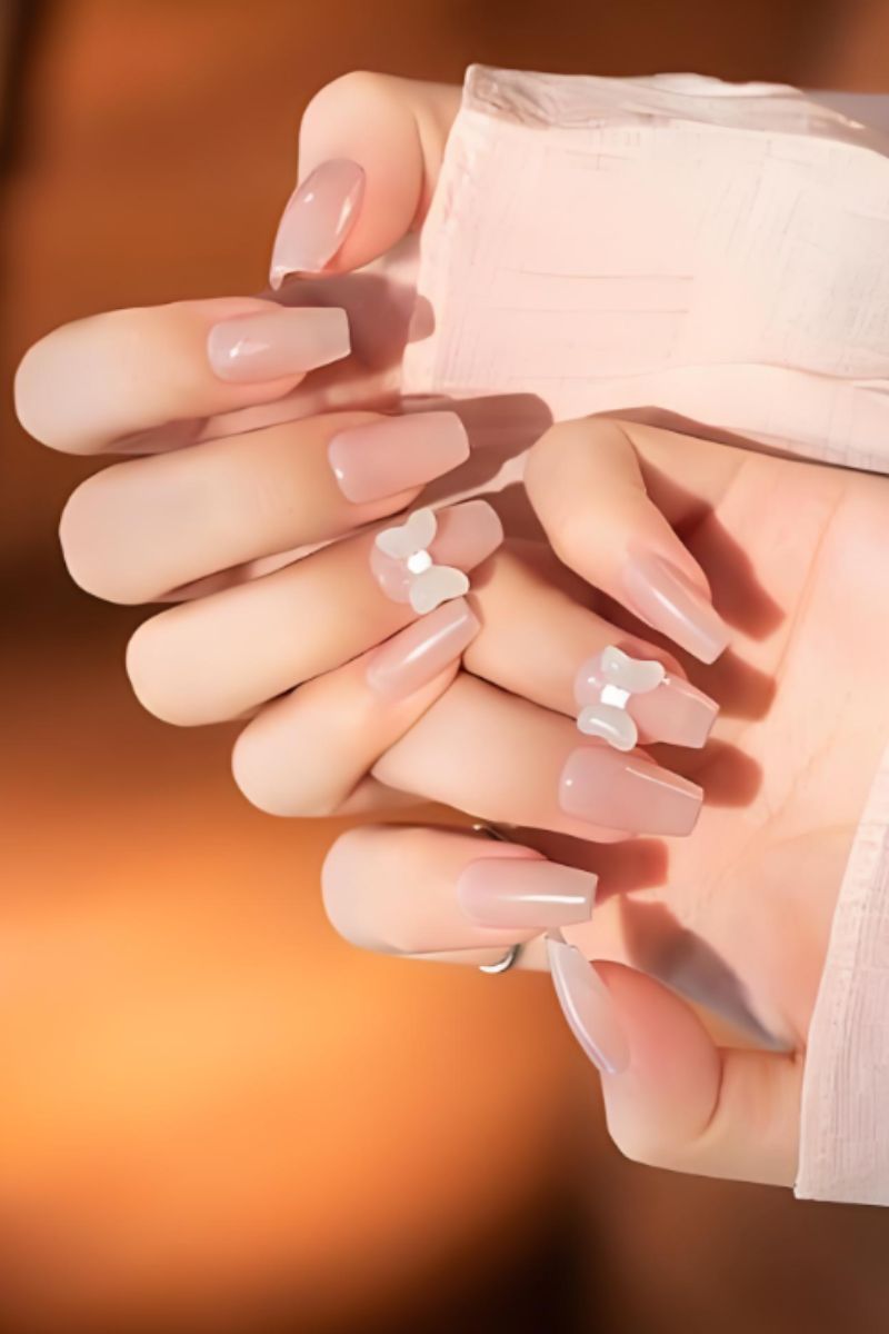 Ảnh bộ nail cô dâu đơn giản 11