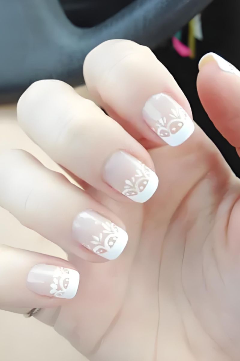 Ảnh bộ nail cô dâu đơn giản 12