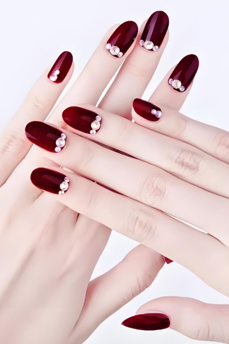 Ảnh bộ nail cô dâu đơn giản 8