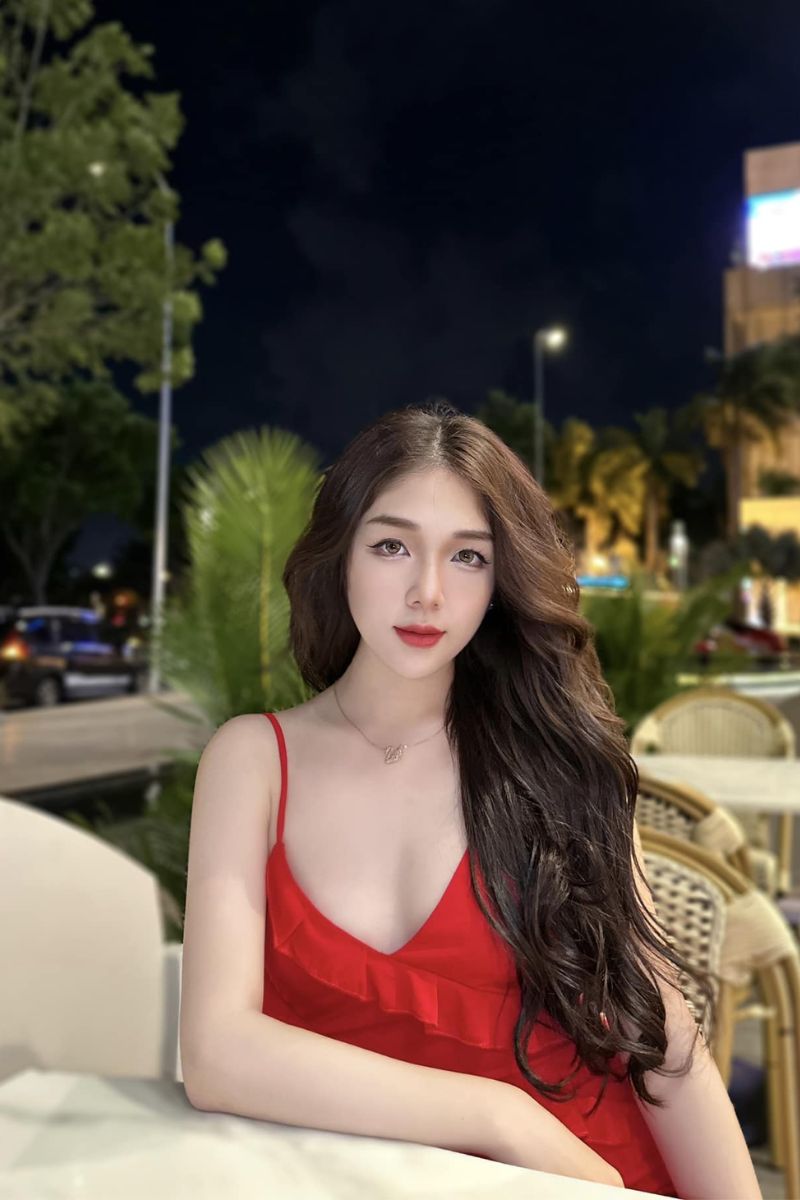 Ảnh Hoàng Thị Kiều Oanh sexy 10