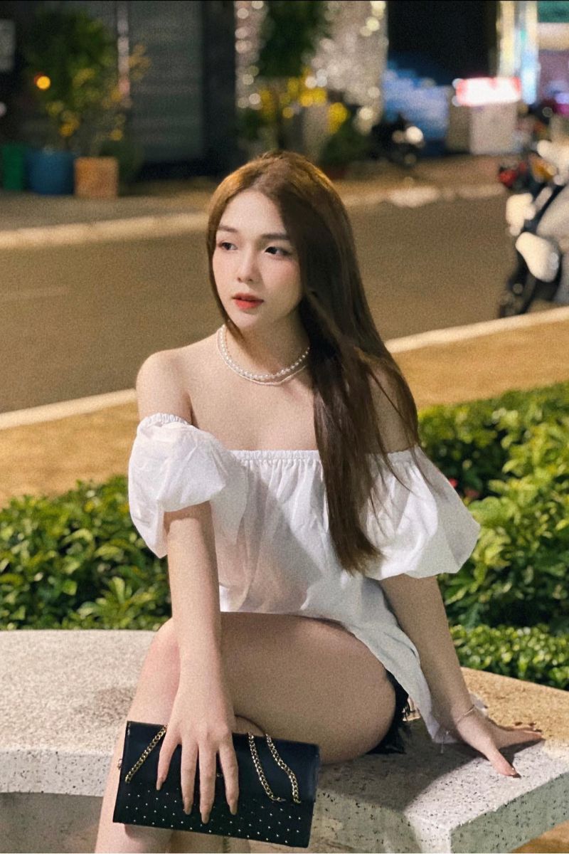 Ảnh Hoàng Thị Kiều Oanh sexy 15