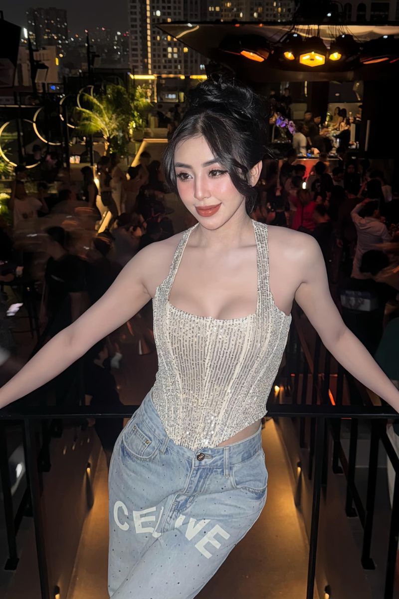 Ảnh hotgirl bánh tráng sexy 2