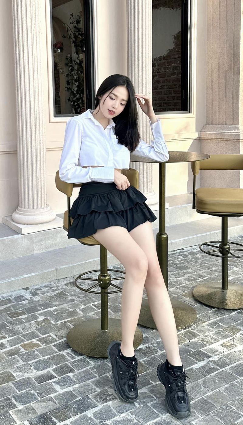 Ảnh hotgirl chân dài 23