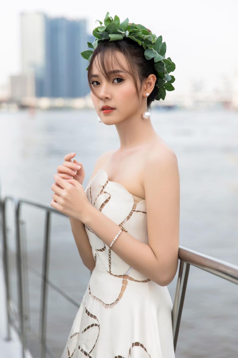 Ảnh hotgirl Midu xinh đẹp 23