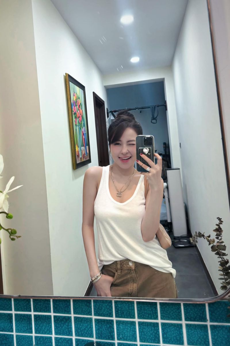 Ảnh hotgirl Trâm Anh sexy 29