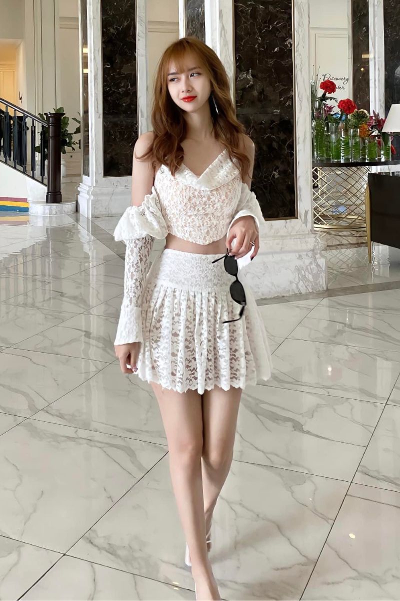 Ảnh Hương Uyên sexy 25