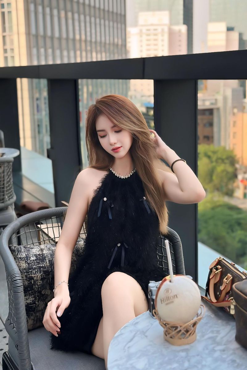 Ảnh Hương Uyên sexy 5