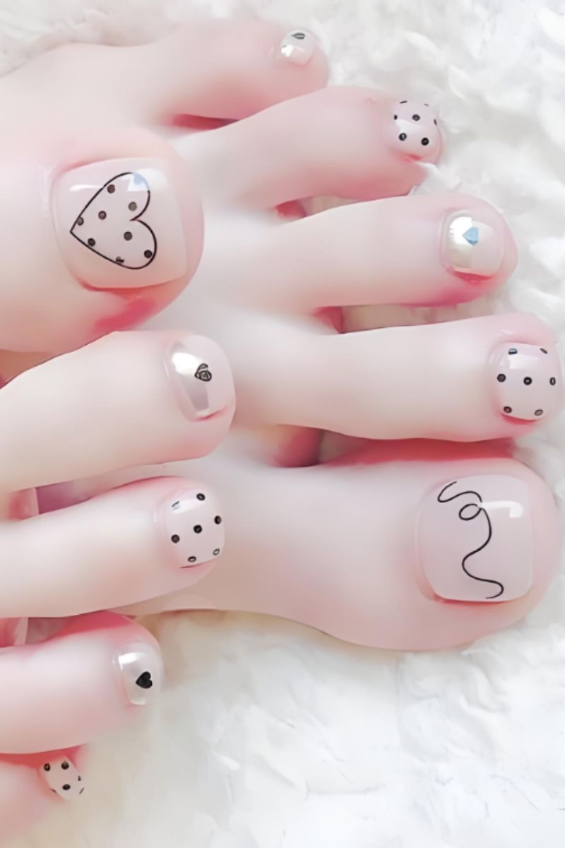 Ảnh mẫu nail chân đẹp đơn giản 7