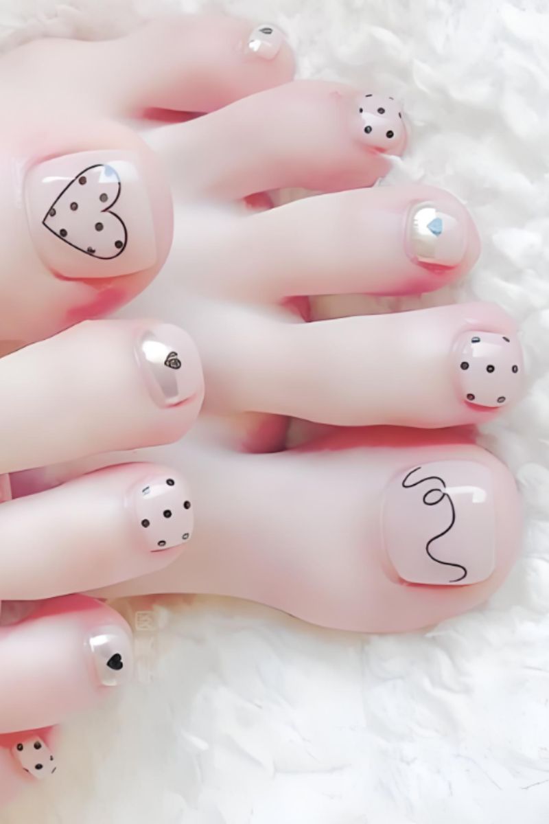 Ảnh mẫu nail chân đơn giản đẹp 3