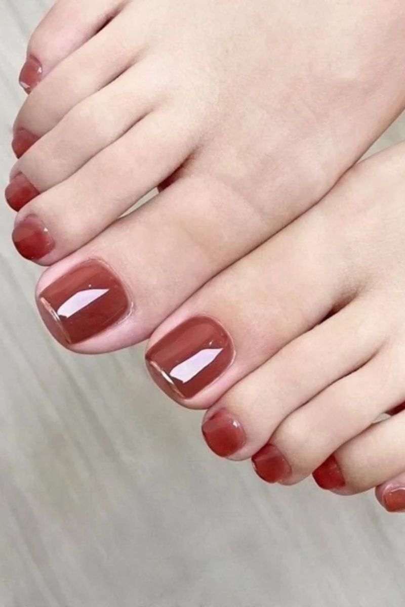 Ảnh mẫu nail chân màu đỏ mận 20