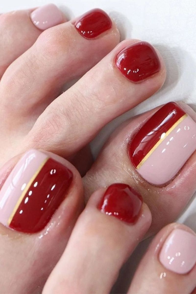 Ảnh mẫu nail chân màu đỏ mận 23