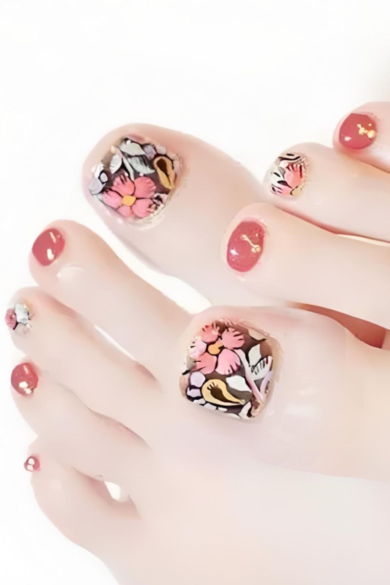 Ảnh mẫu nail chân vẽ hoa đơn giản 10