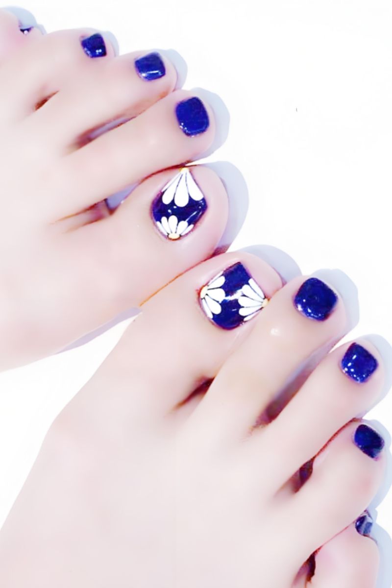 Ảnh mẫu nail chân xinh đơn giản 21