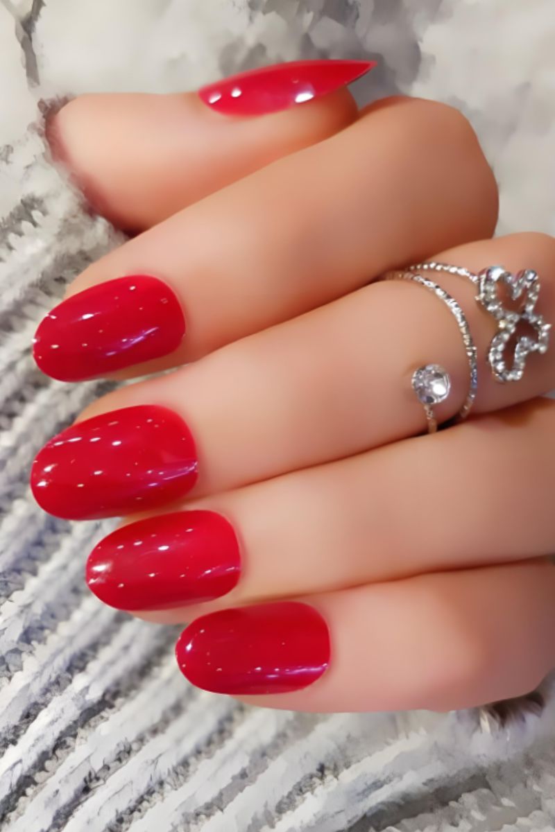 Ảnh mẫu nail cô dâu đơn giản đẹp 23