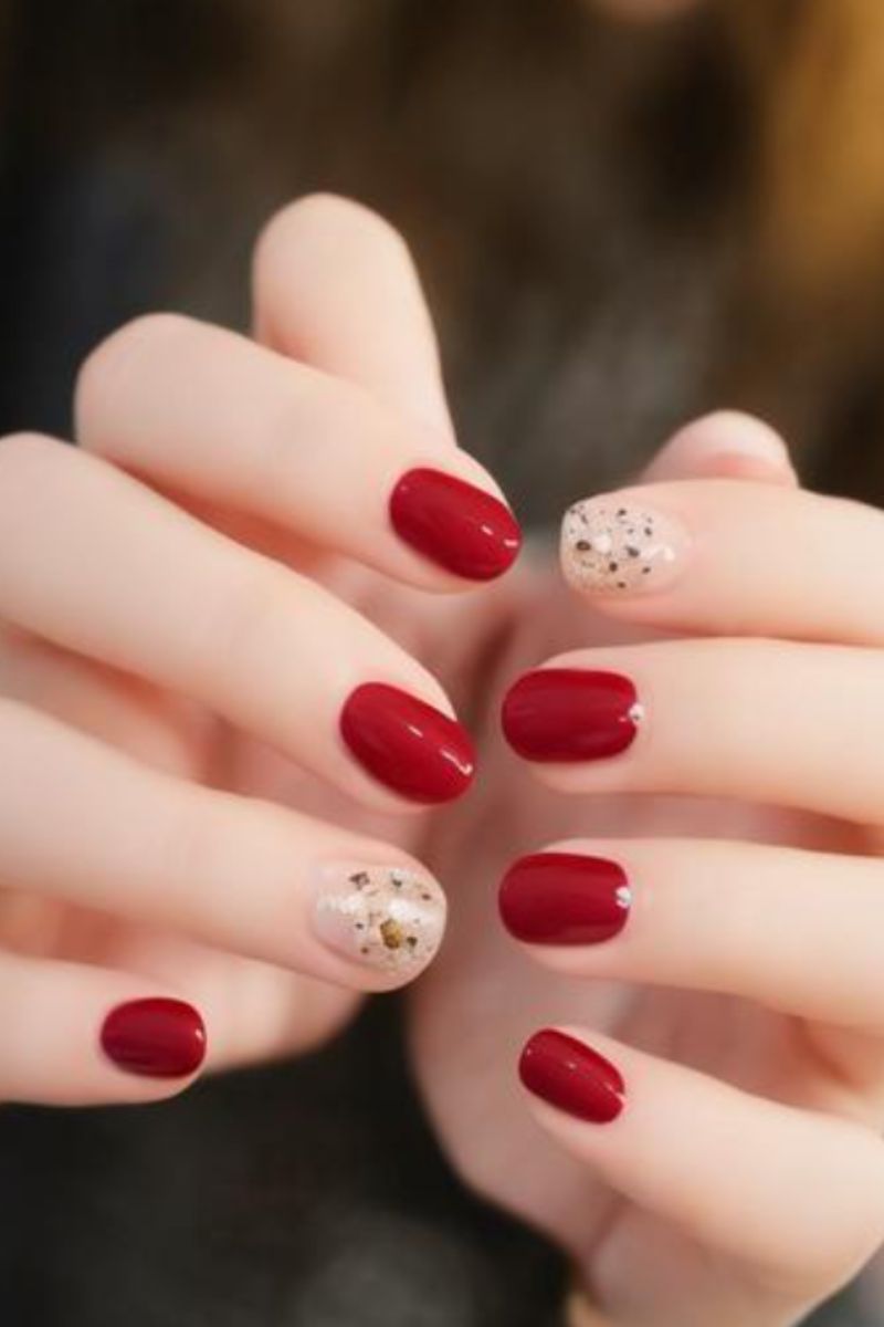 Ảnh mẫu nail cô dâu đơn giản đẹp 3