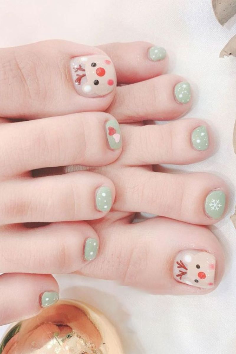 Ảnh mẫu nail noel chân 16