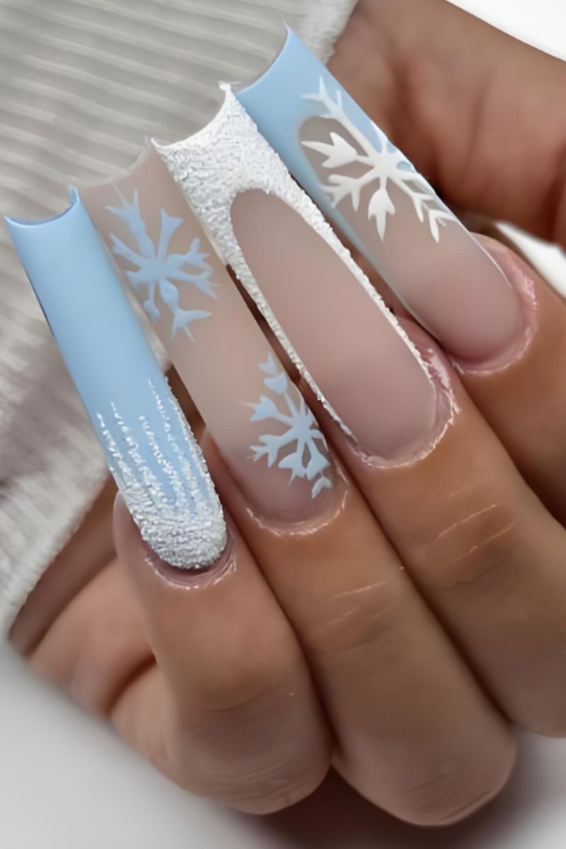 Ảnh mẫu nail noel đơn giản 13