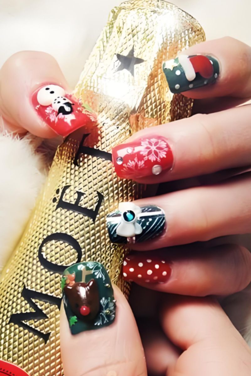 Ảnh mẫu nail noel đơn giản 24