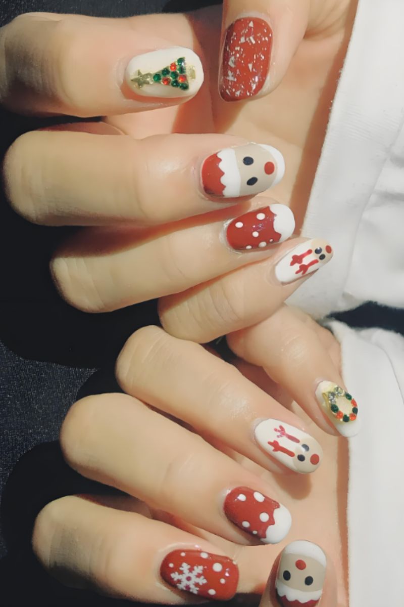 Ảnh mẫu nail noel đơn giản 32