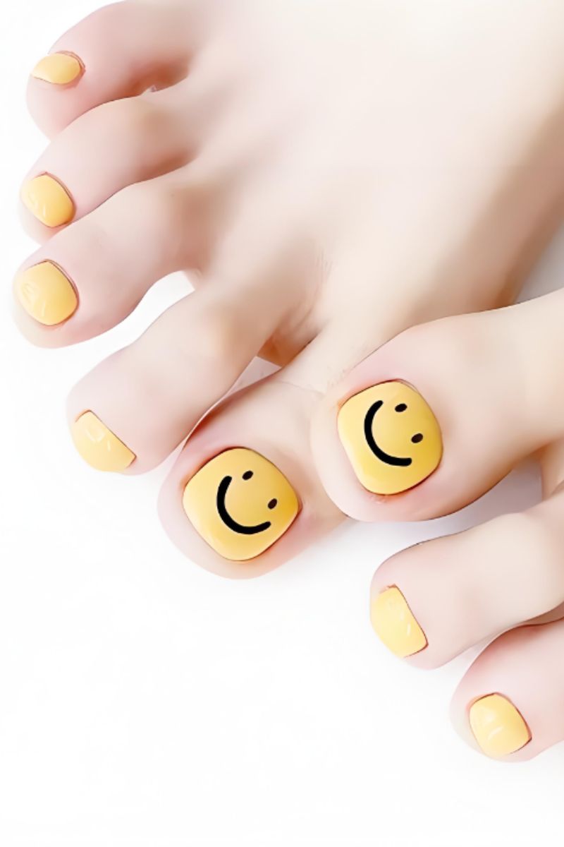 Ảnh nail chân cute nhất 5