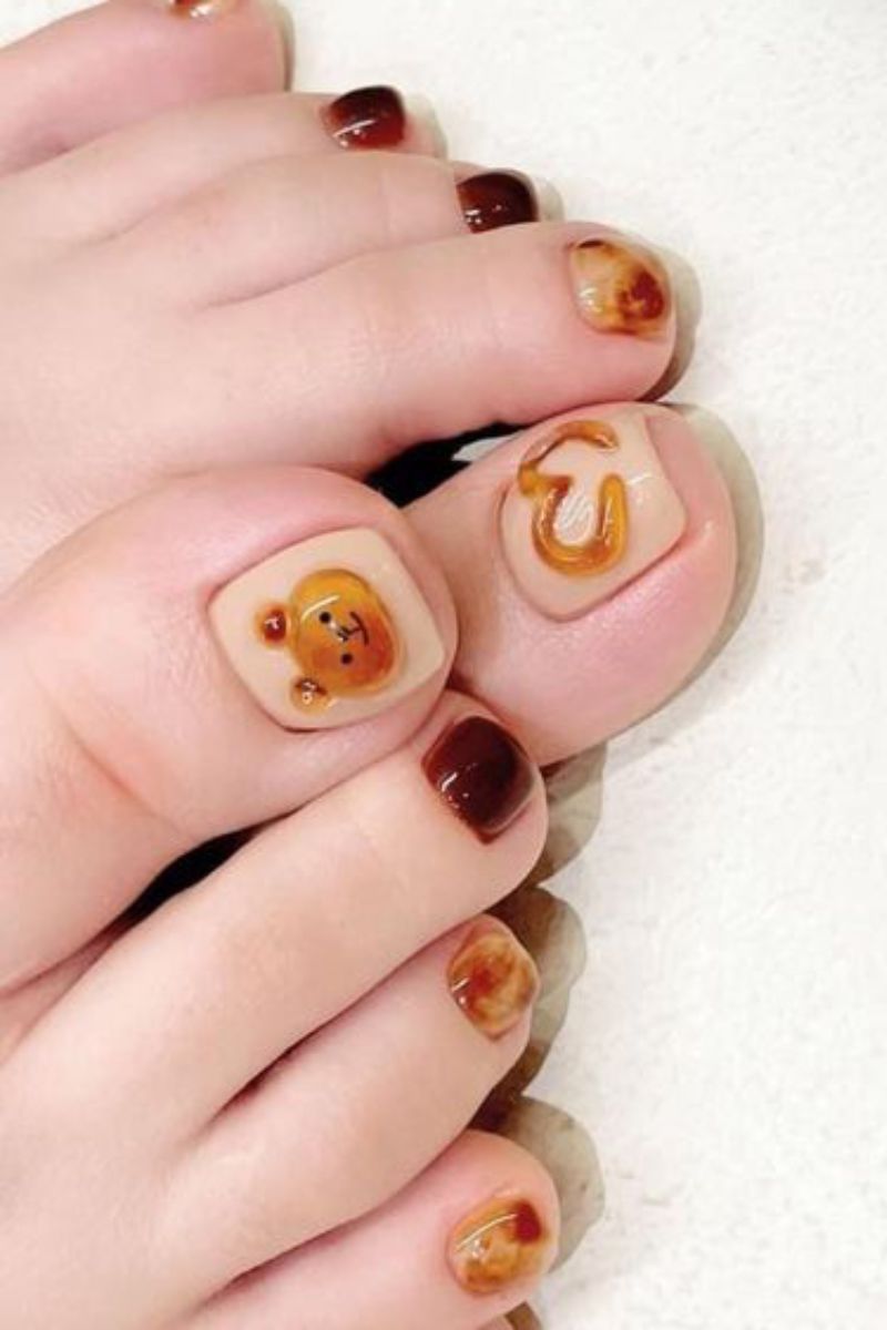 Ảnh nail chân hình gấu 20