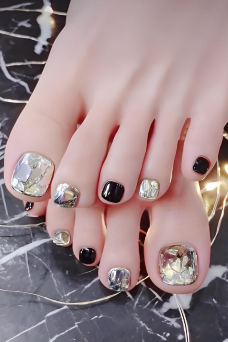 Ảnh nail chân kim tuyến 17