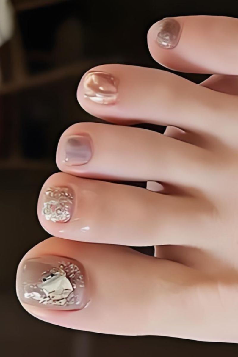 Ảnh nail chân kim tuyến 18