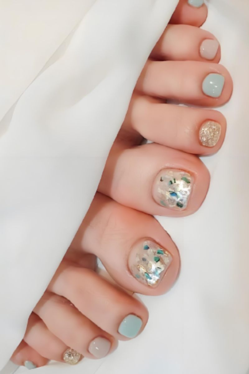 Ảnh nail chân kim tuyến 5