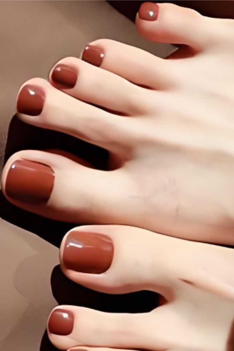 Ảnh nail chân màu nâu 14