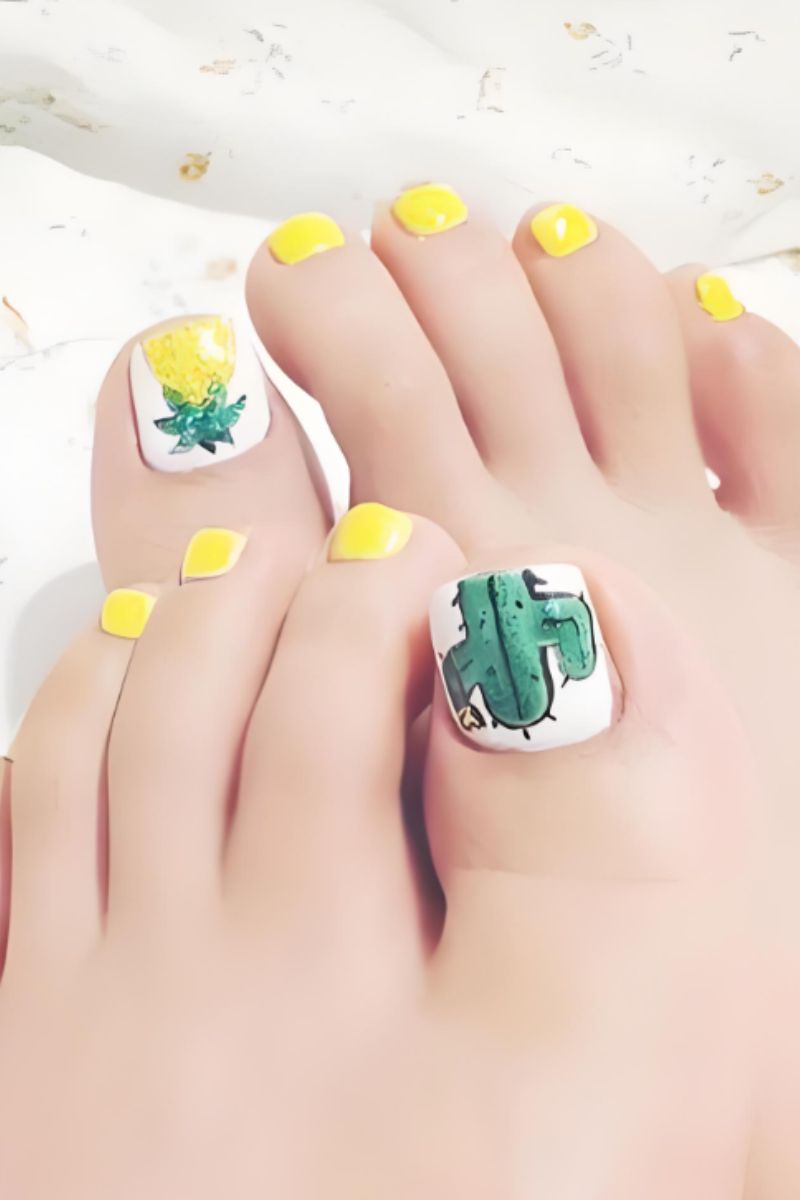 Ảnh nail chân màu vàng 2