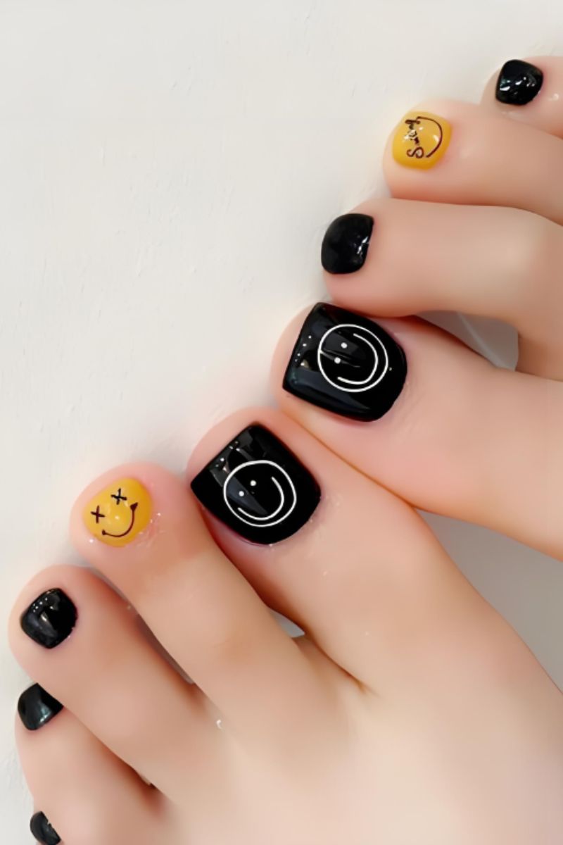 Ảnh nail chân vẽ đơn giản 2