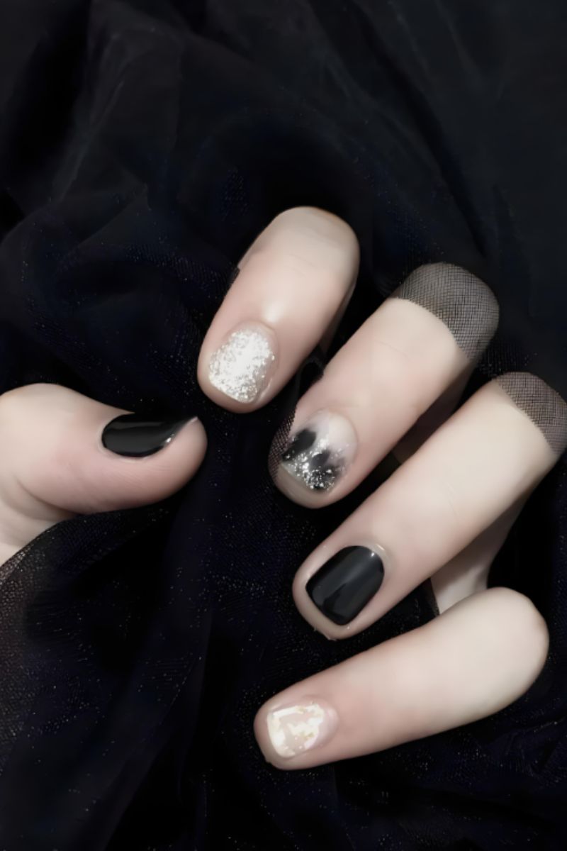 Ảnh nail đen trắng đẹp 10