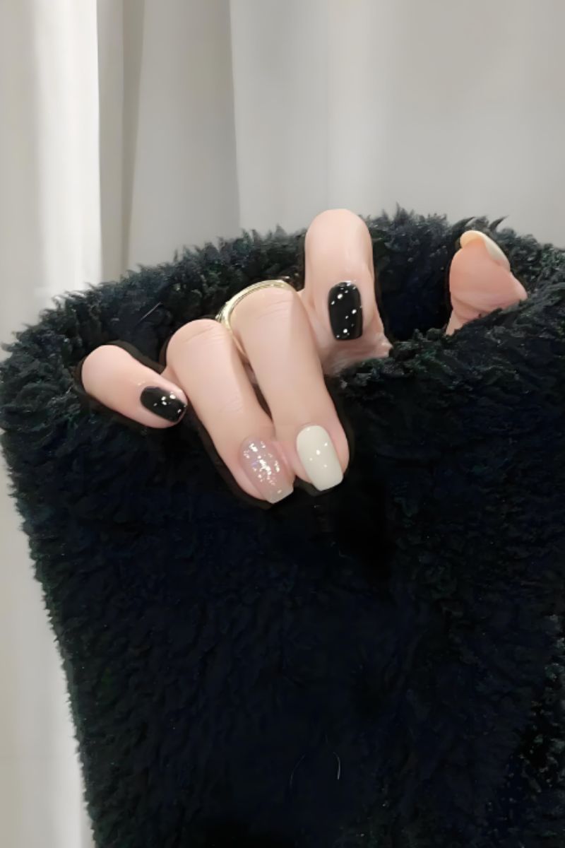 Ảnh nail đen trắng đẹp 14