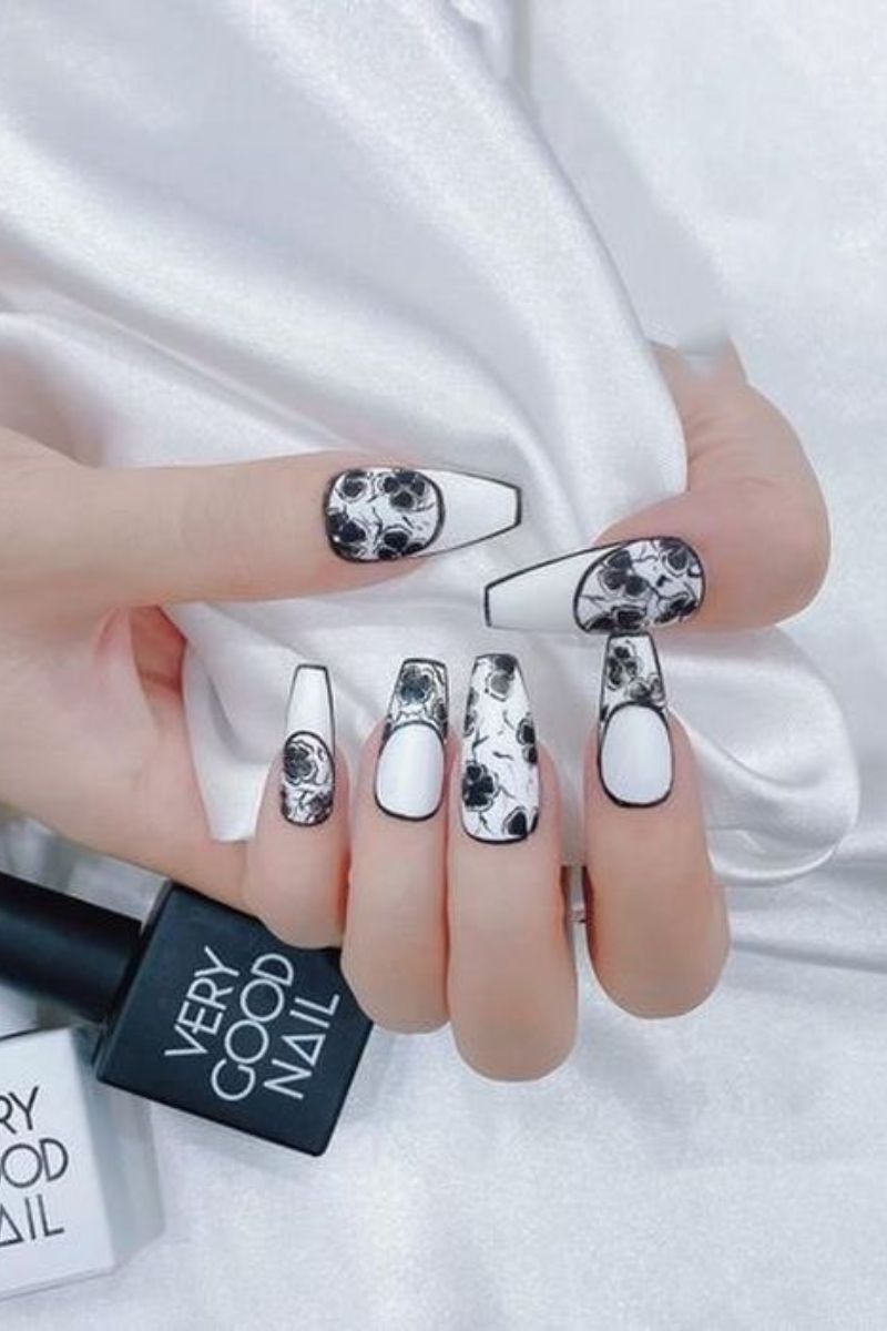 Ảnh nail đen trắng đẹp 27