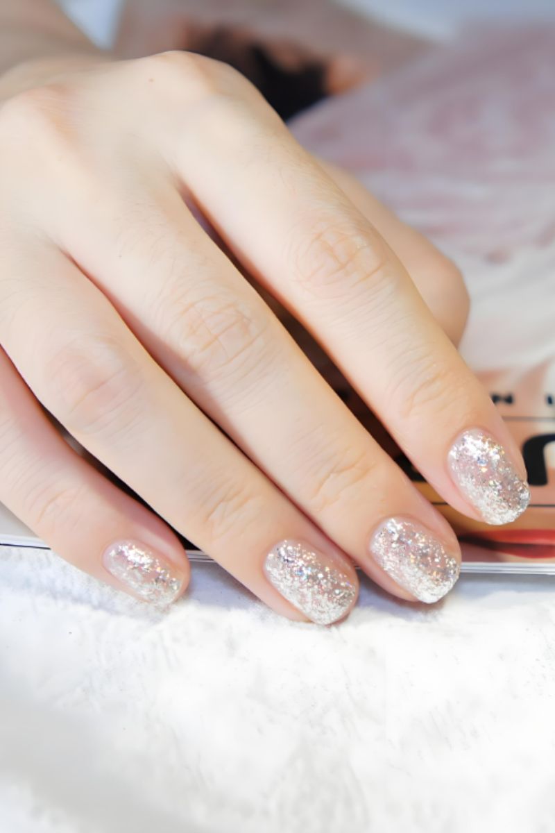 Ảnh nail kim tuyến trắng 14