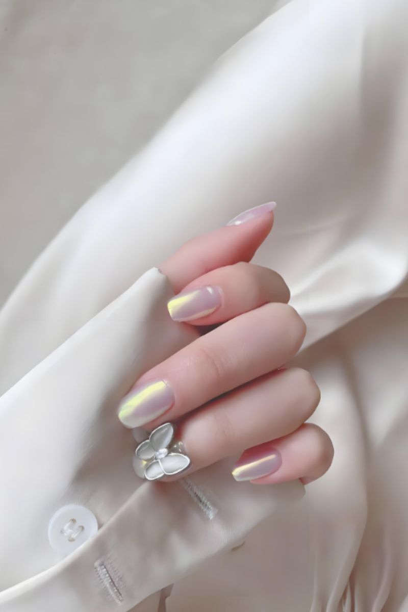 Ảnh nail kim tuyến trắng 19