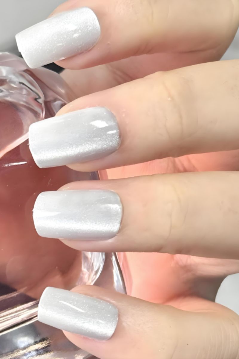 Ảnh nail kim tuyến trắng 21