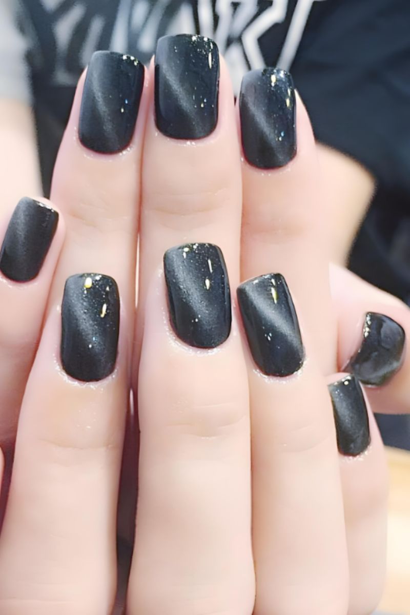 Ảnh nail mắt mèo đơn giản 11