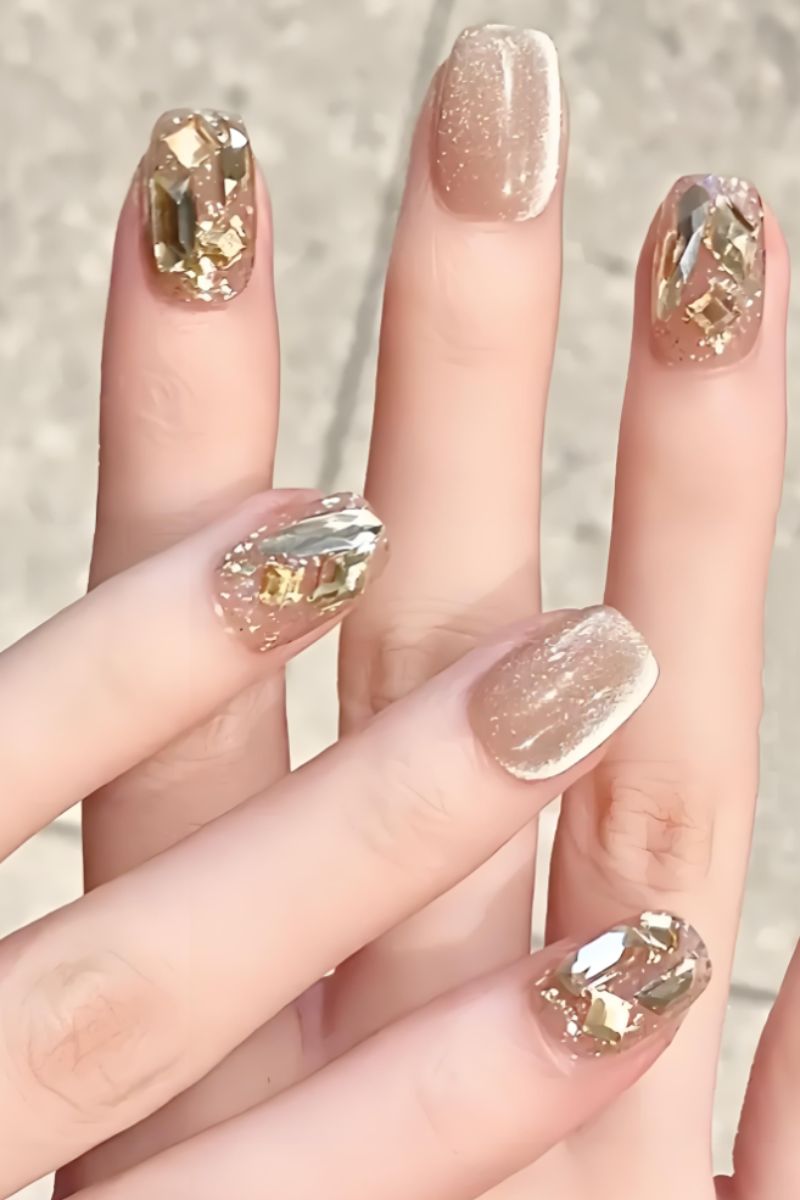 Ảnh nail mắt mèo kim cương 1