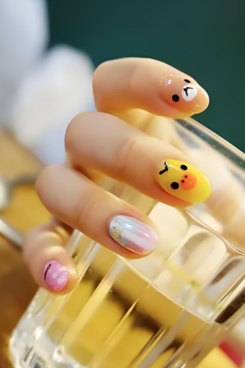 Ảnh nail tay hình gấu 24