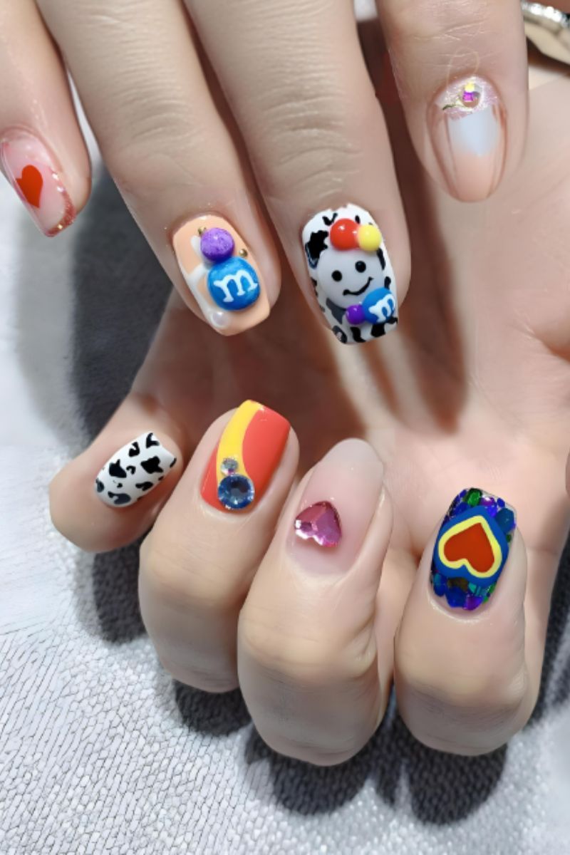 Ảnh nail tay hoạt hình 6