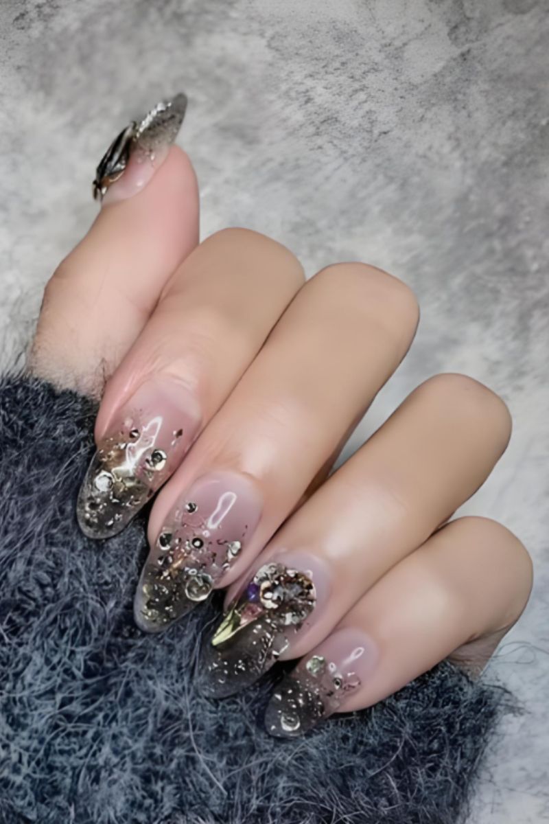 Ảnh nail tay kim tuyến 10