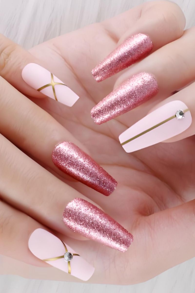 Ảnh nail tay kim tuyến 30