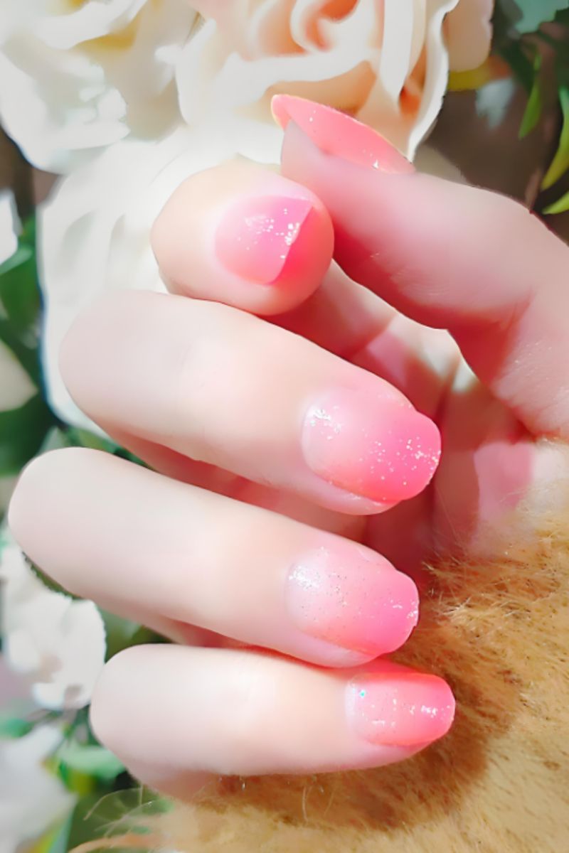 Ảnh nail tay màu hồng 13